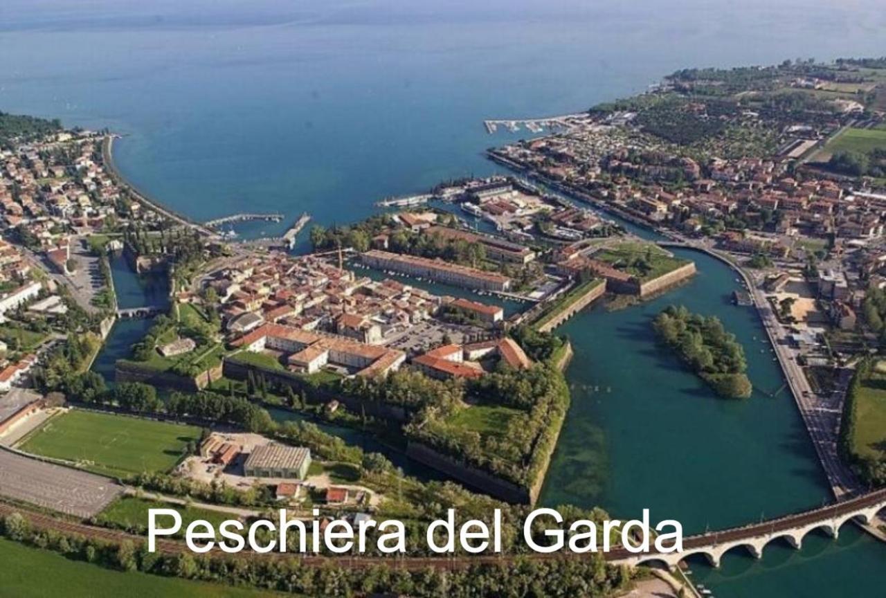 Appartamento "Il Vicolo" Peschiera del Garda Exterior foto